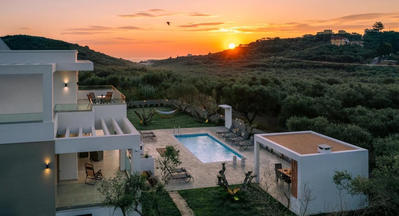 Valentino Luxury Villa Plános Eksteriør billede