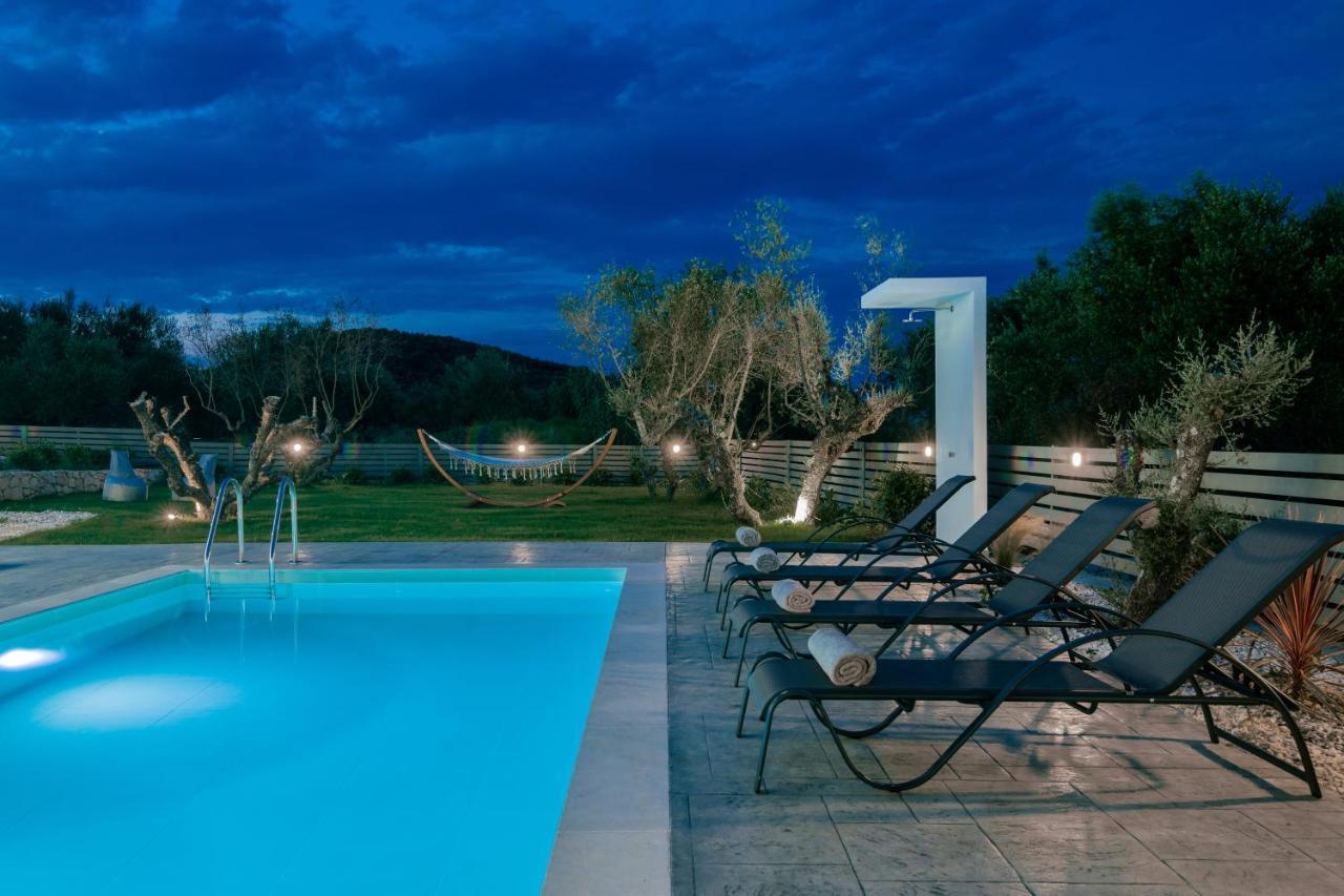 Valentino Luxury Villa Plános Eksteriør billede