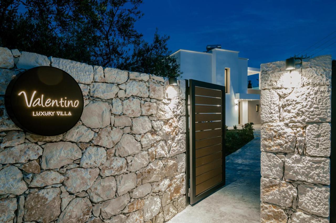 Valentino Luxury Villa Plános Eksteriør billede